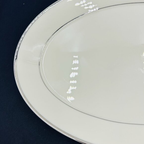Lenox Rapture 13 3/4" Oval Large Serving Platter Ivory with Platinum Rim USA - Picture 3 of 7